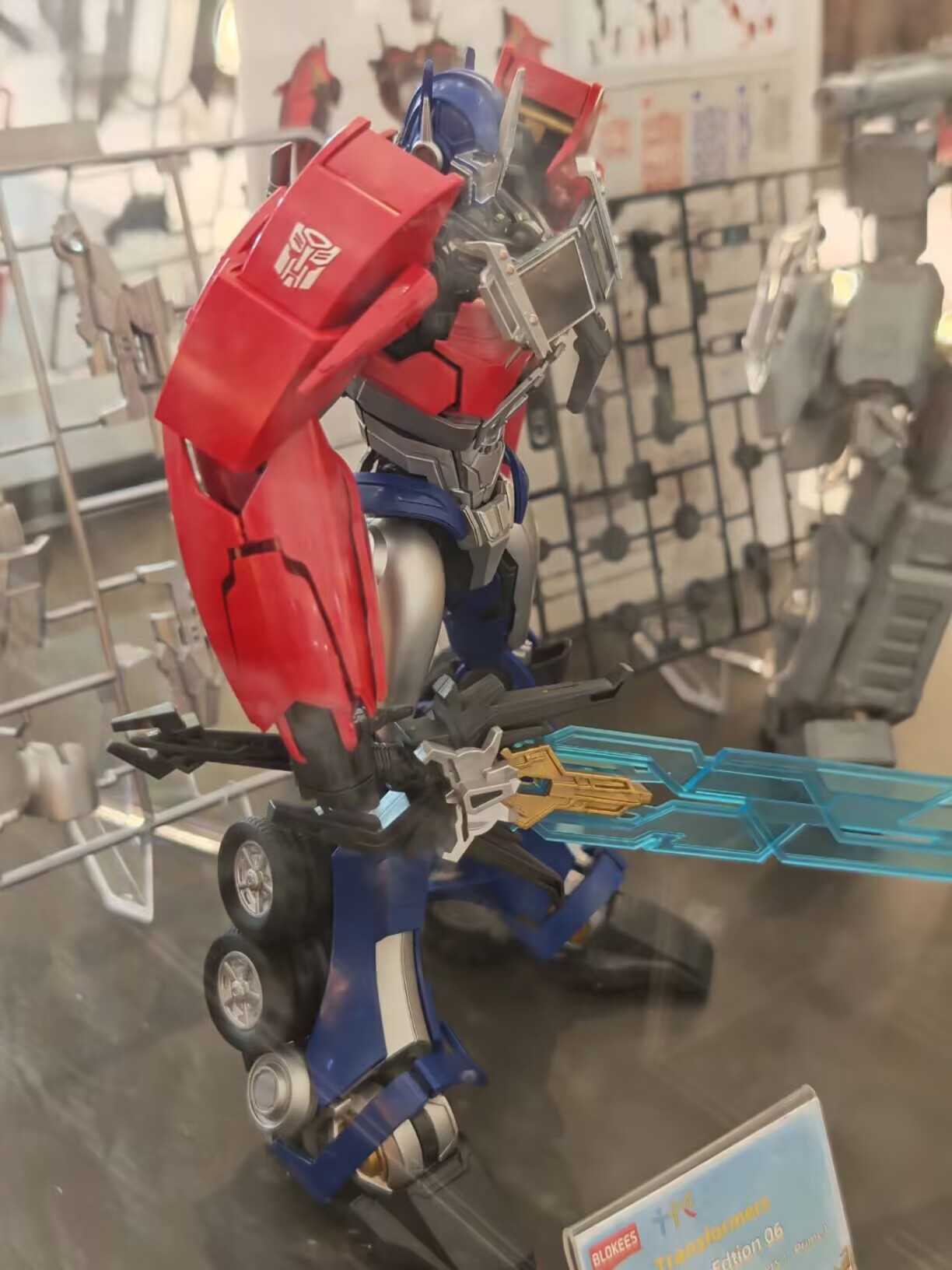 Blokees Transformers Optimus P - đánh giá và giá Model Kit Transformers Blokees