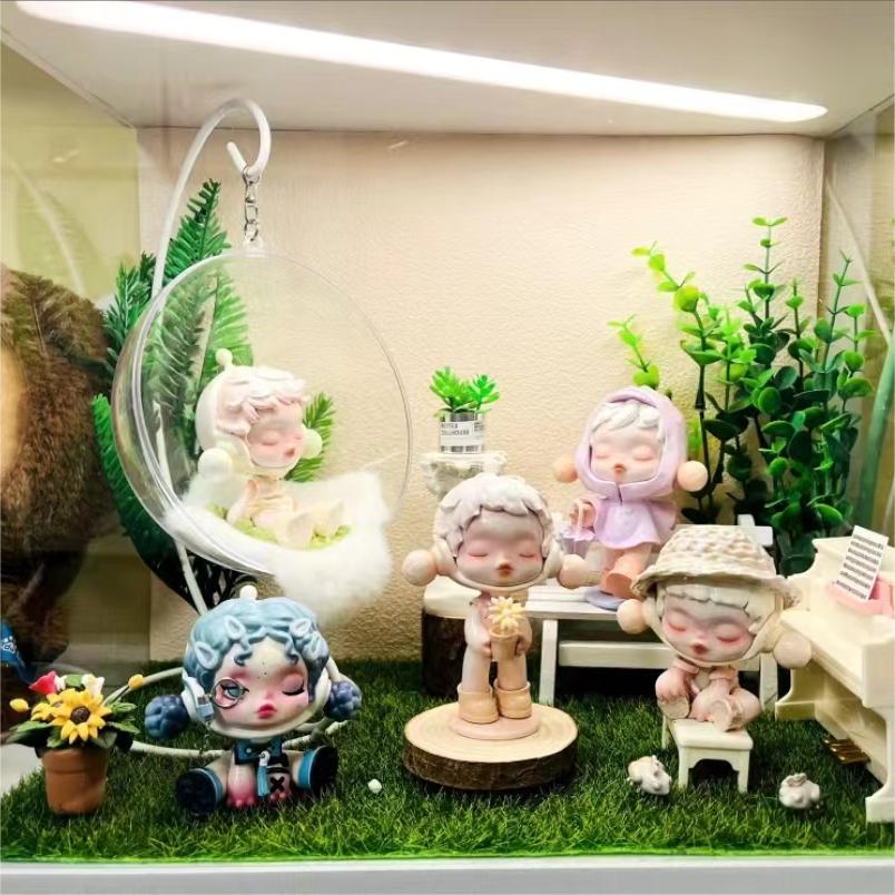 Premium White Chevron Display  - đánh giá và giá Model Kit Display Case